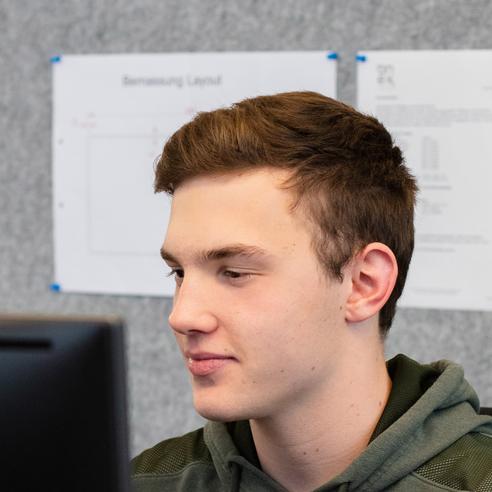 Portrait of  Janis Knoll, Anex Ingenieure AG